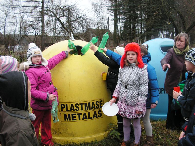 Balbieriškio pagrindinė mokykla dalyvauja kampanijoje „Mažiau šiukšlių“