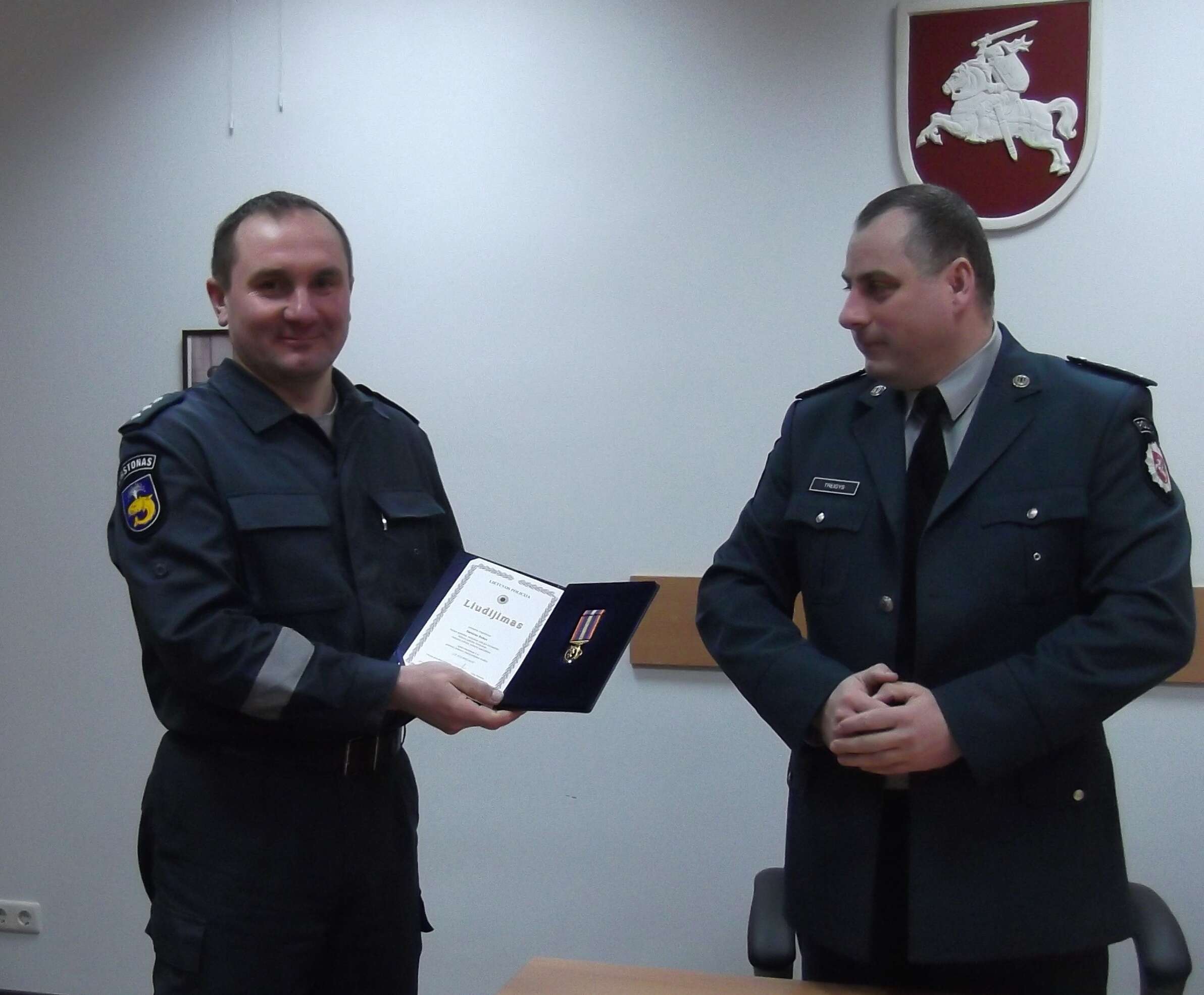 Apdovanotas Birštono policijos pareigūnas Ramūnas Buikus
