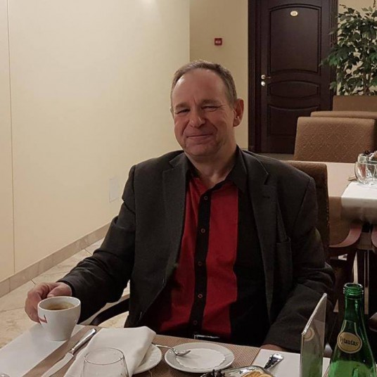 48322030_727124991003952_4969761178516455424_n