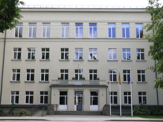 151_840_zoomed_2015-m.-prien-iburio-gimnazija