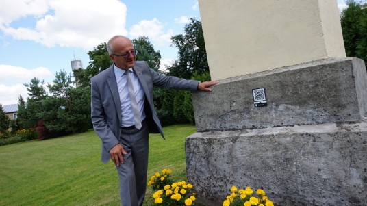 Prienų rajono savivaldybės meras A. Vaicekauskas išbandė naujuosius QR kodus.