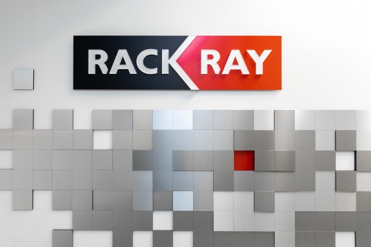 dedikuotu_serveriu_partneriai_rackray