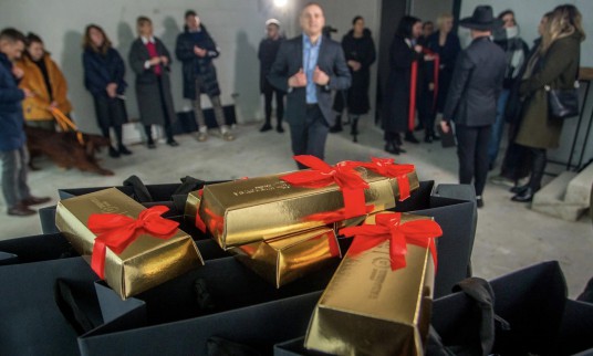 01ADDEBC-D167-4823-88D6-221CC0FF9A54