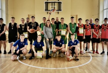 Krepšinio turnyre – „Žiburio“ gimnazijos komandos triumfas