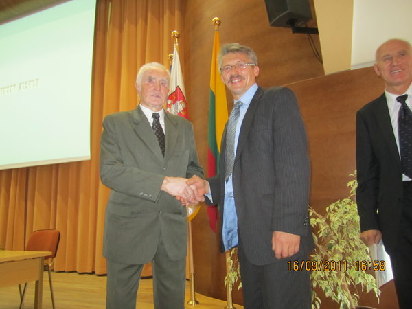 Iškilminga Jiezno šviesuolio profesoriaus dr. Juozo Skernevičiaus pagerbimo šventė