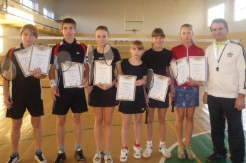 Balbieriškio badmintonininkų startai respublikiniuose turnyruose