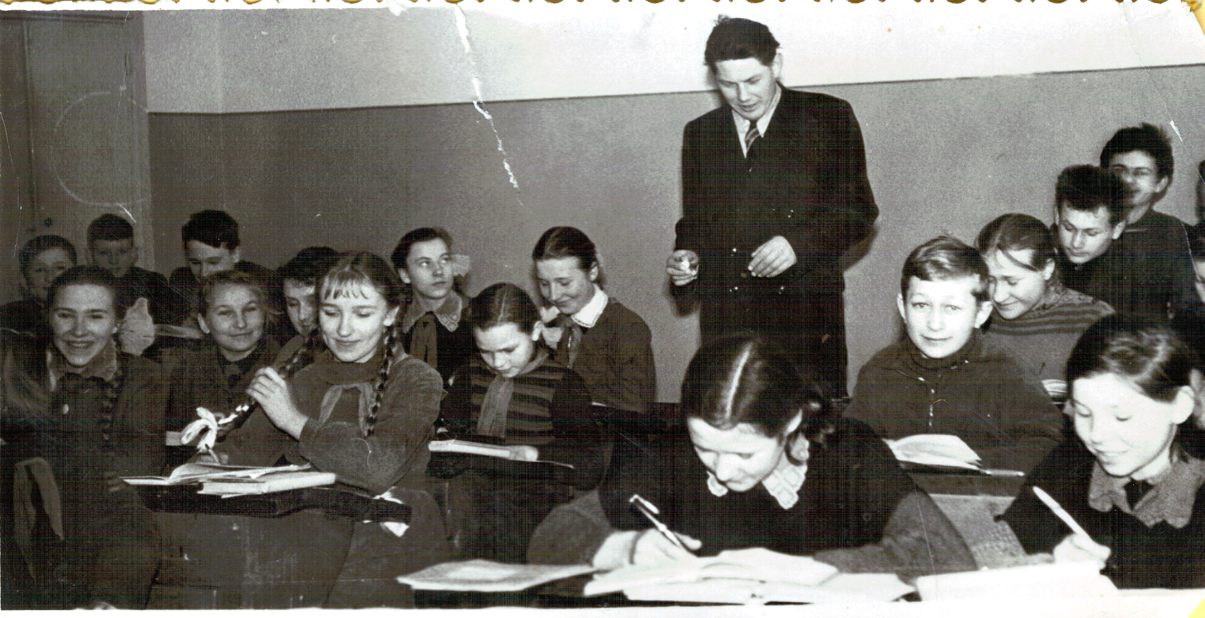 Įsimintina 1960 m. sausio 23-oji. Istorinė naujos mokyklos, krašto ateities diena (II)