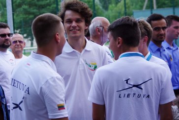 Fototreportažas iš Europos jaunimo sklandymo čempionato atidarymo ceremonijos Prienuose