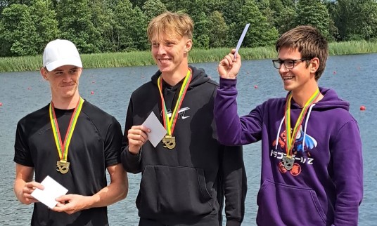 363923719_1006772120455127_3395115703228723635_n